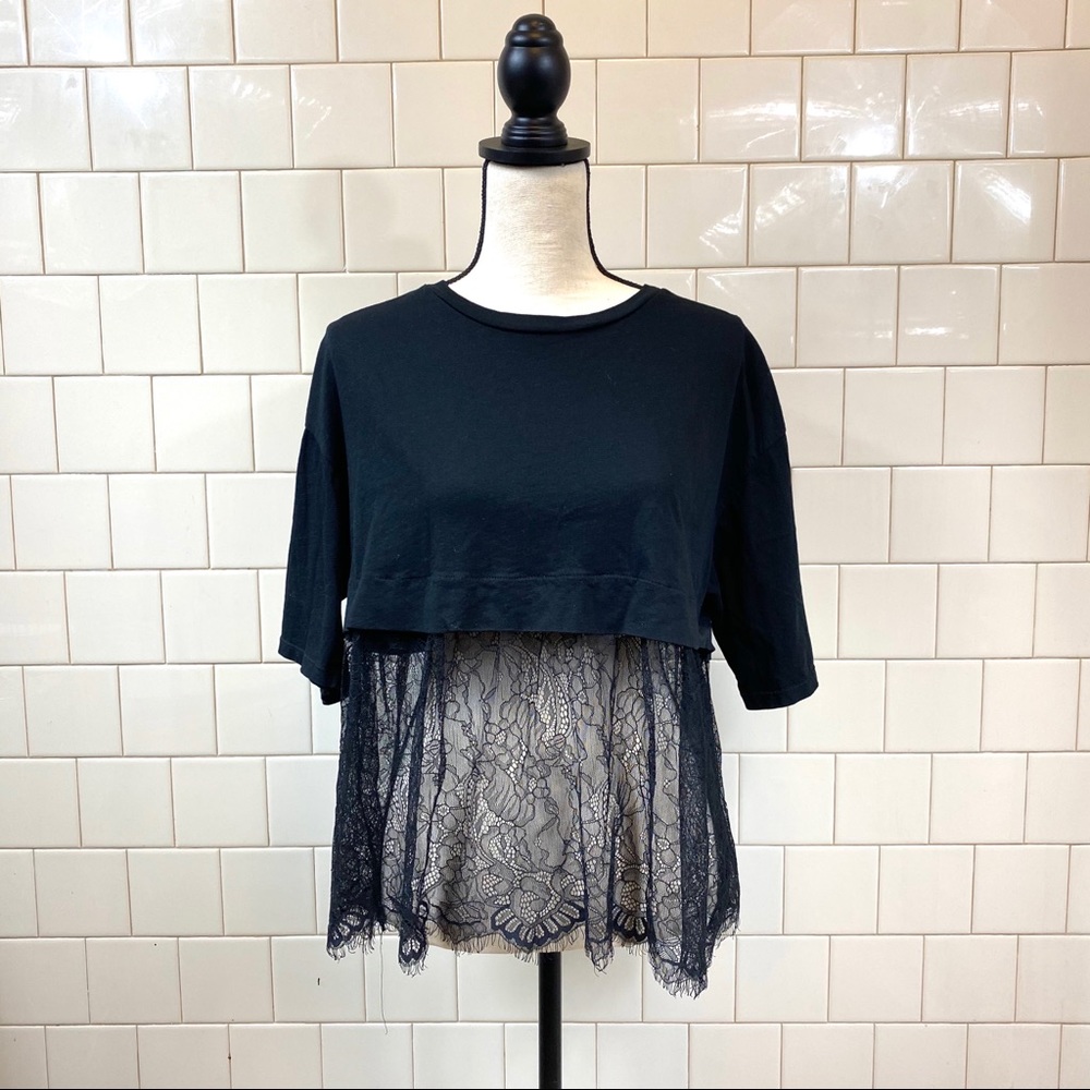 Pull&Bear lace frill hem top